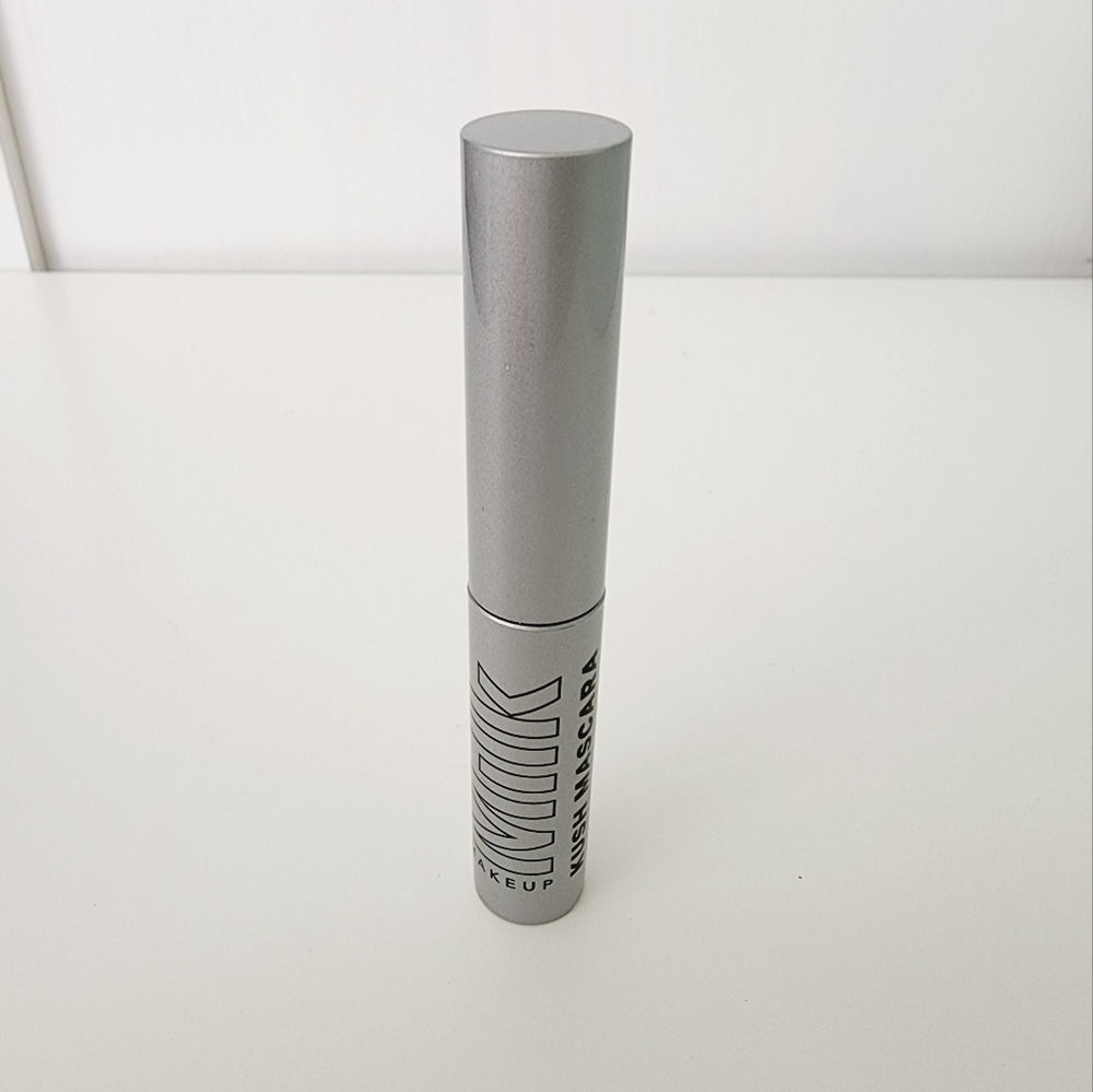 New! MILK Kush Macara Mini